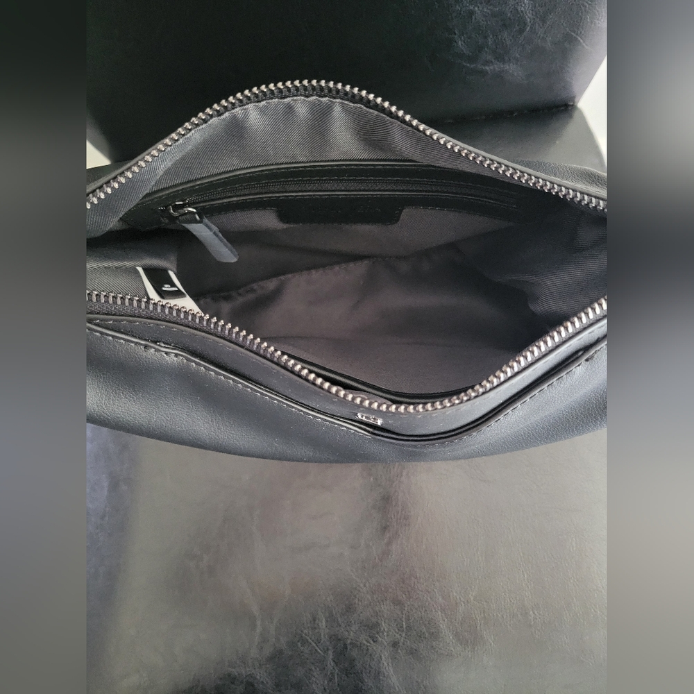 Simply Vera Vera Wang Laci Buckle Shoulder Bag - Picture 5 of 5